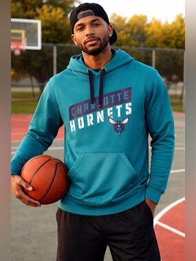 🏀 Charlotte Hornets NBA TX3 Warm Hoodie - Small